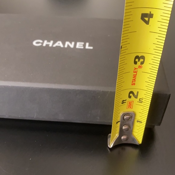 Chanel Gift Black Wallet Box - Picture 5 of 5
